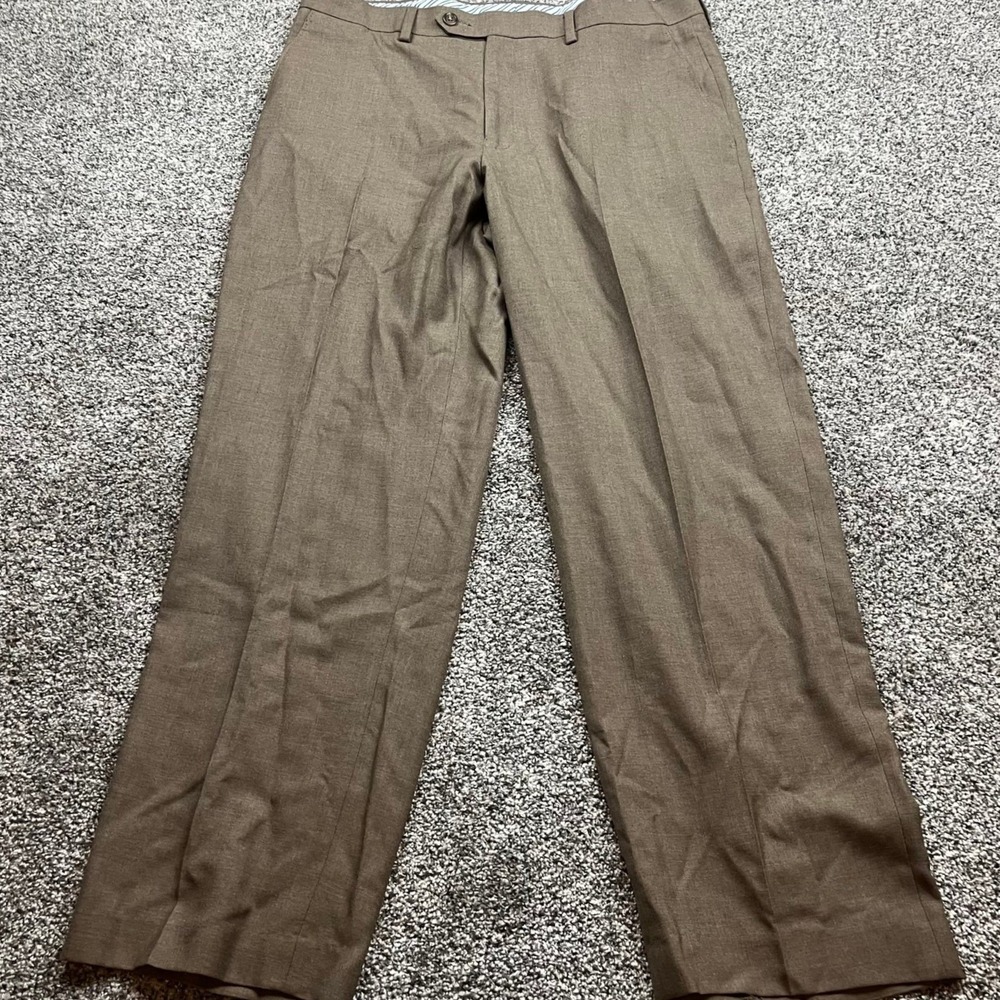 IZOD dress Pants Mens 34W X 29L Classic Fit Flat Front Dress Khaki Tan suit
